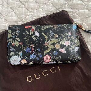 Gucci Black Leather Floral Multicolor Botanical Print Clutch